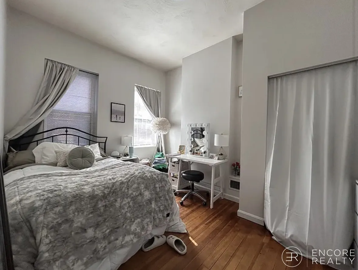 291 E St, South Boston