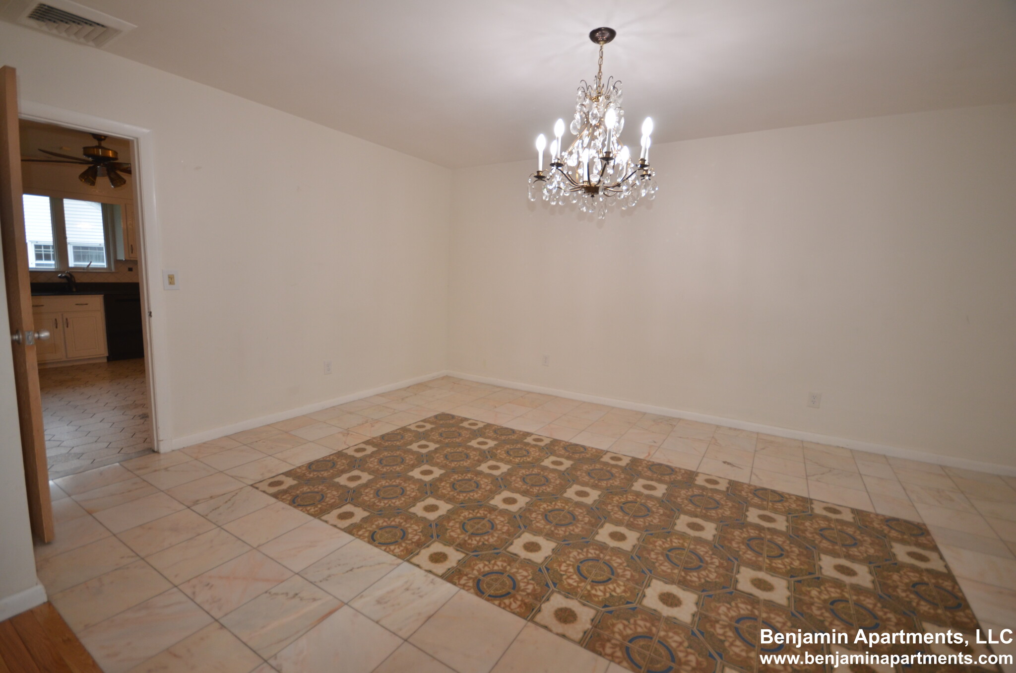 20 Mossdale Rd, Jamaica Plain