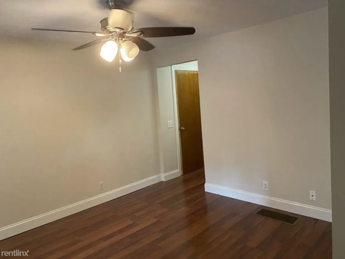 60 Homer Ave, West Cambridge