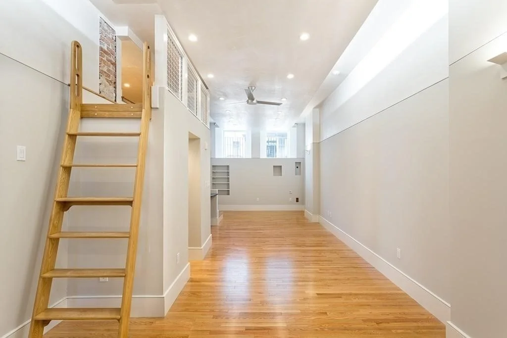 107 N St, South Boston