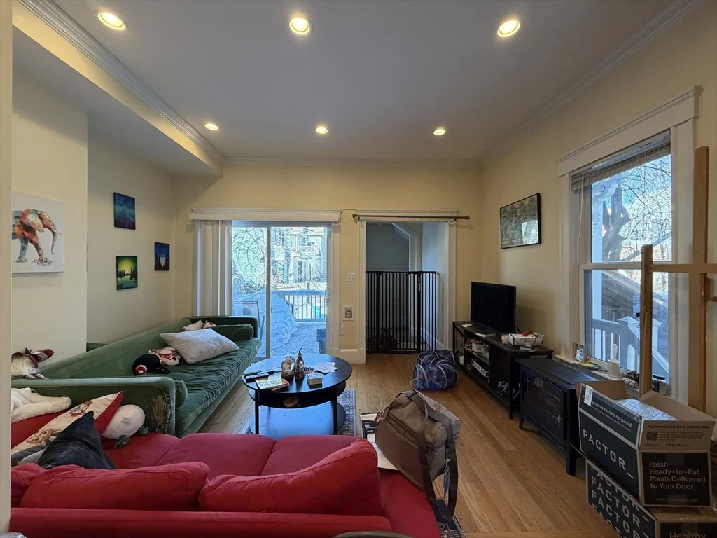 27 Essex St, The Port