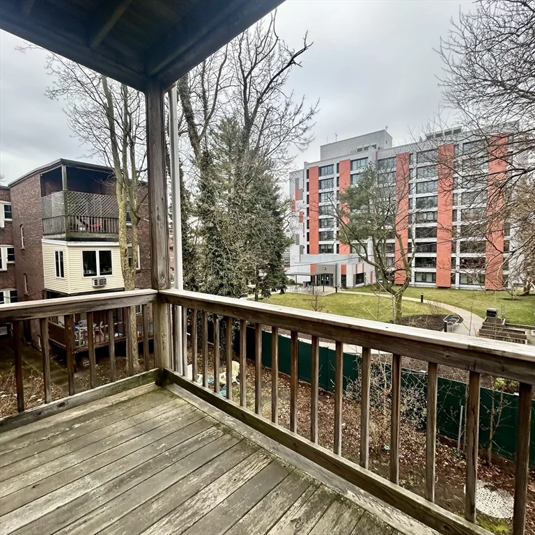 10 Dwight, Coolidge Corner