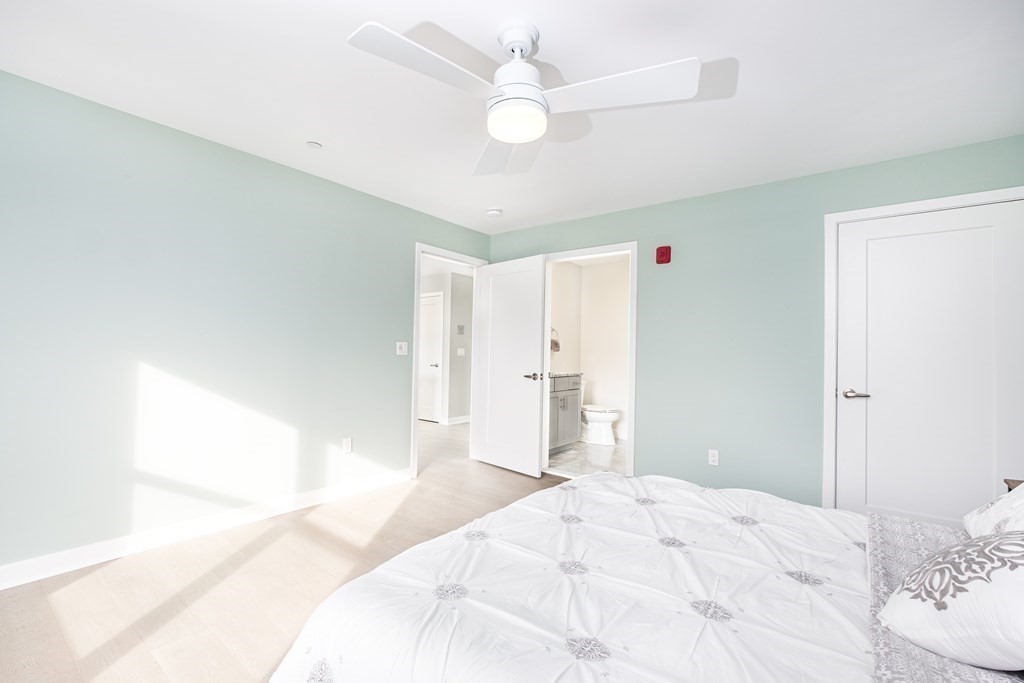 450 American Legion Hwy, Revere