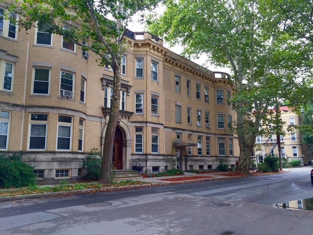 40 Parkman St, Coolidge Corner