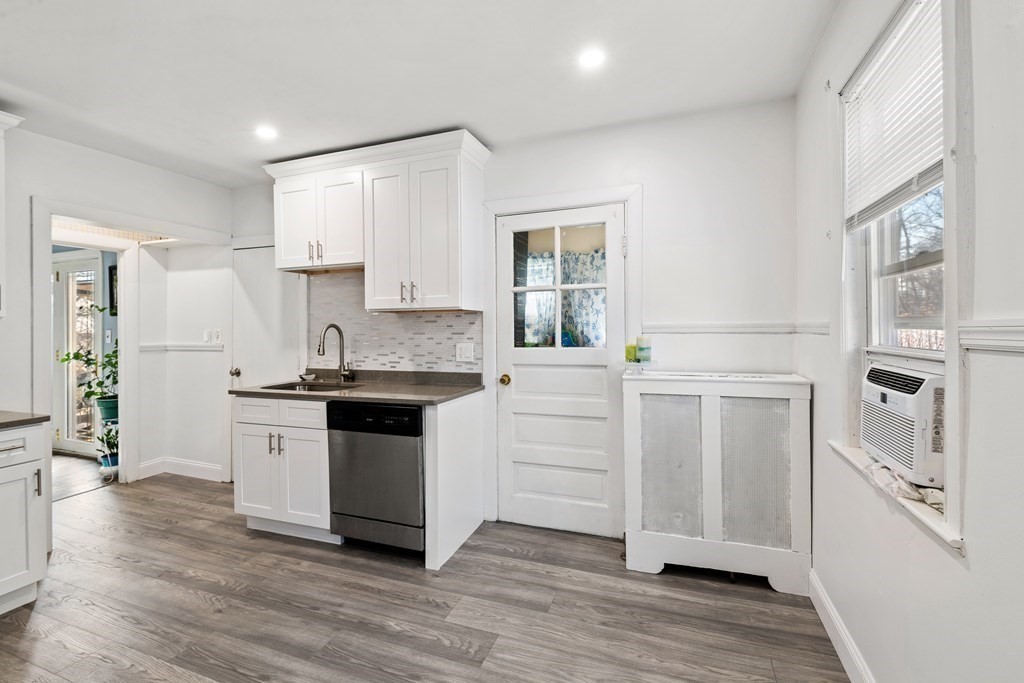 107 Belle Ave, Medford