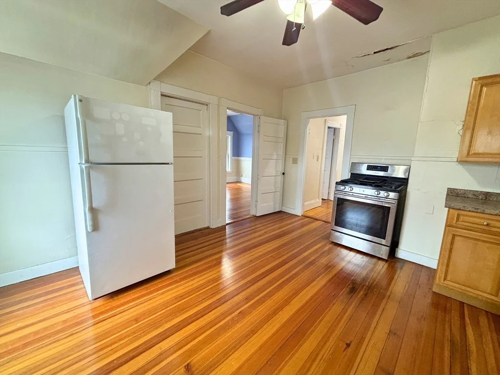23 Park Rd, Belmont