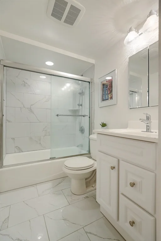 381 Marlborough St, Back Bay