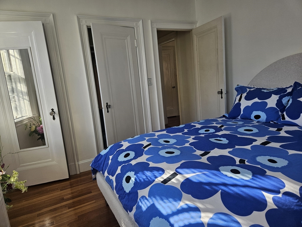 77 Martin St, Neighborhood Nine