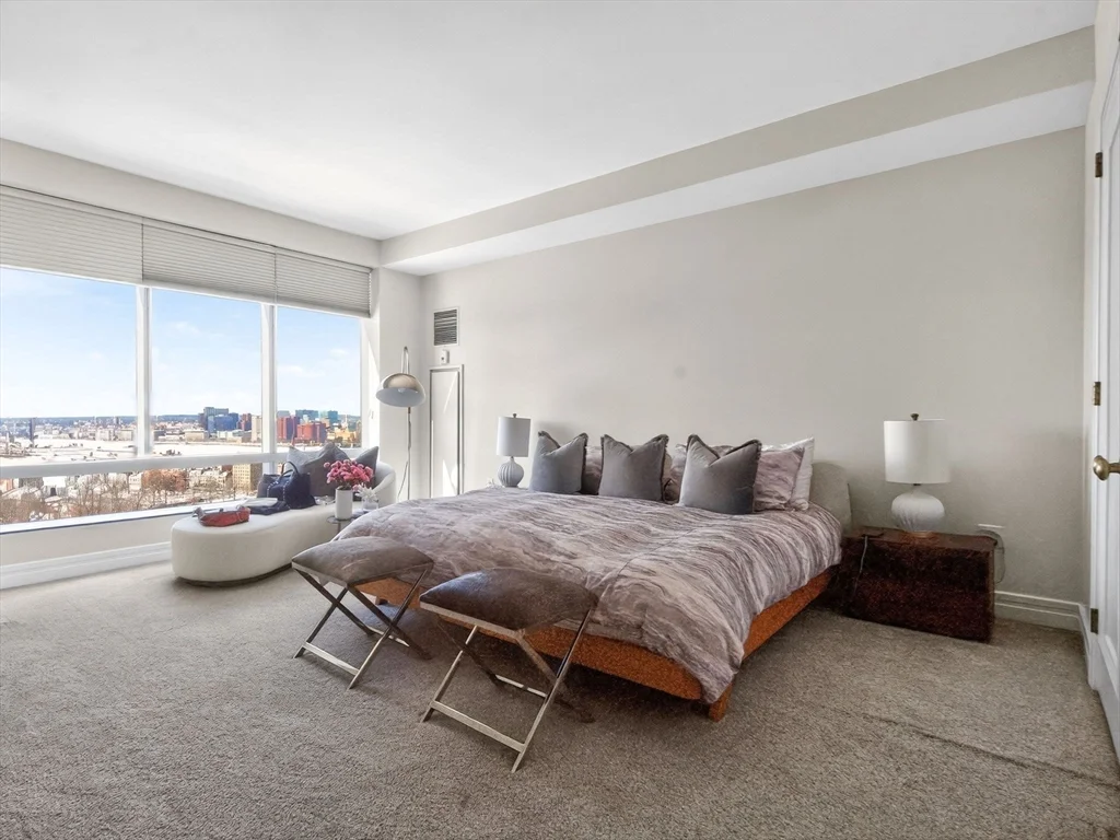 1 Avery St, Midtown