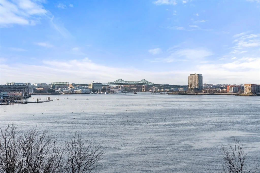 22 Liberty, Seaport District