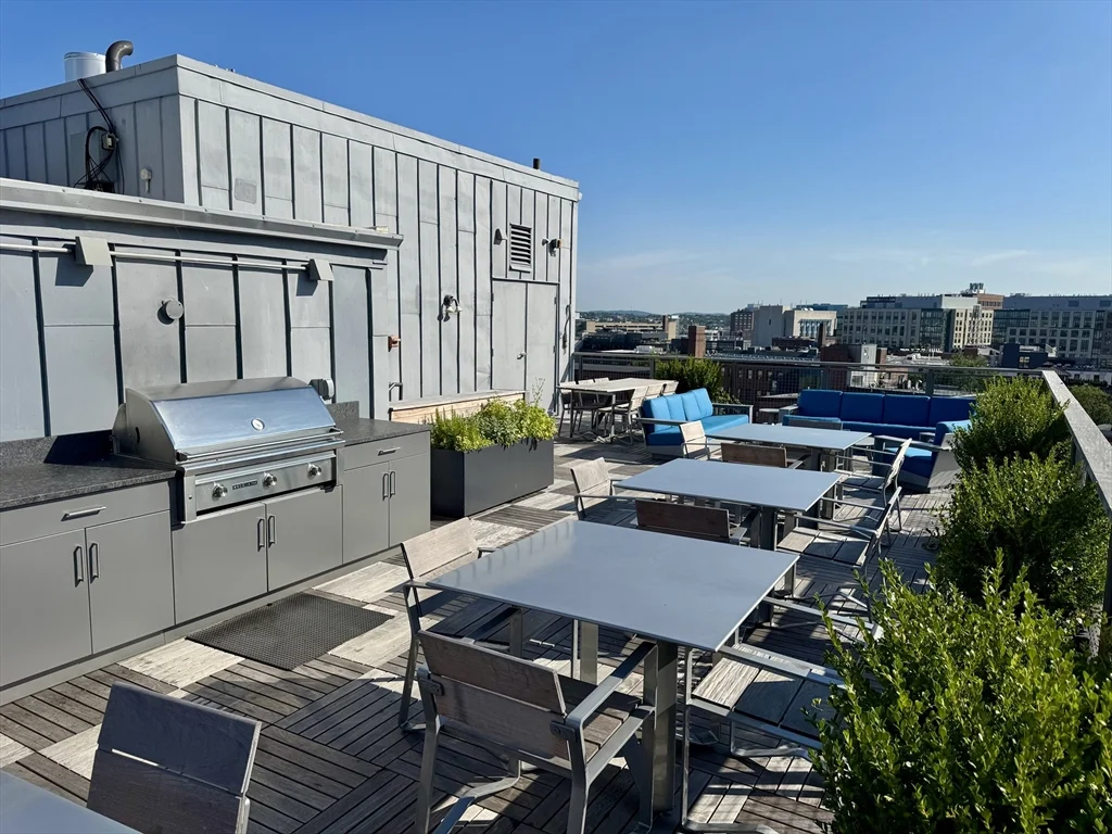 485 Harrison Ave, South End