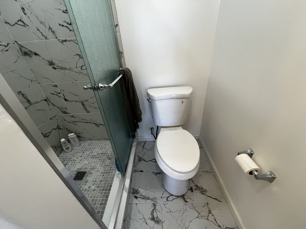 34 Cherokee St, Mission Hill