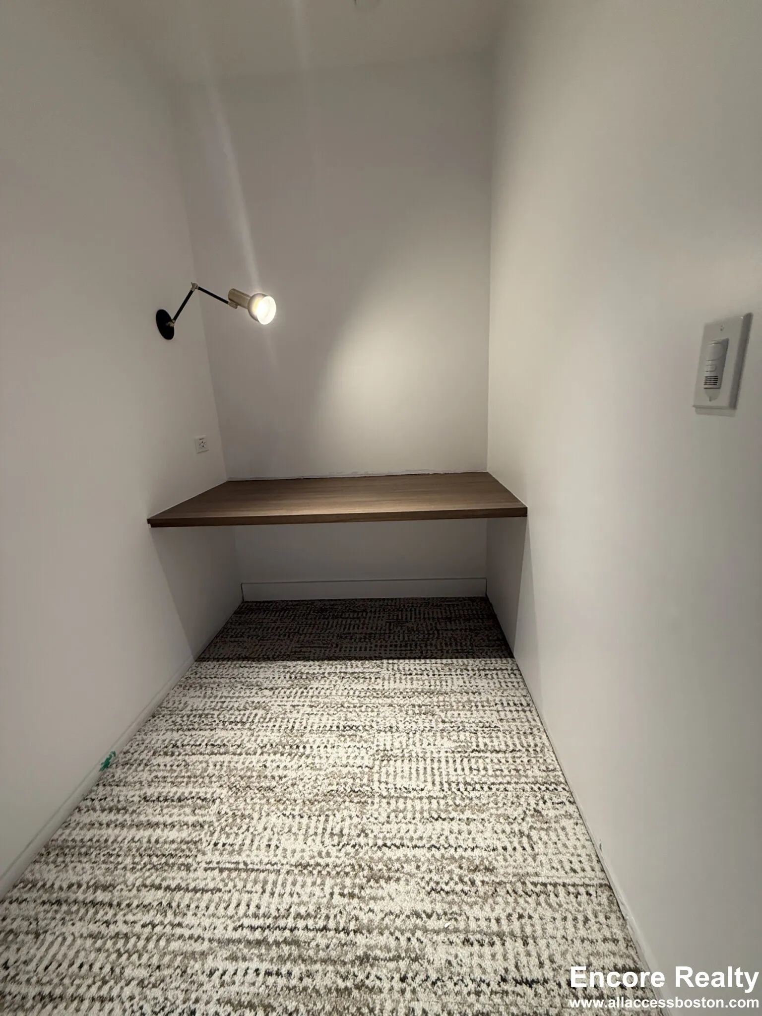 199 Gardner St, West Roxbury