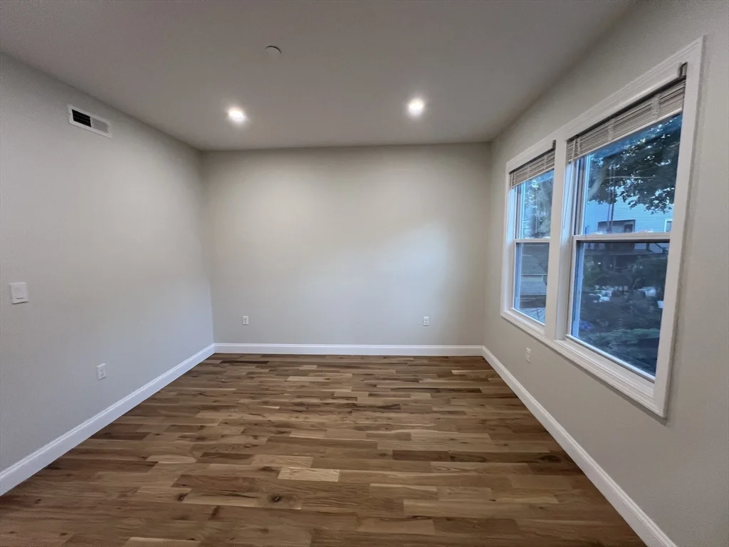 16 Harriet St, Brighton