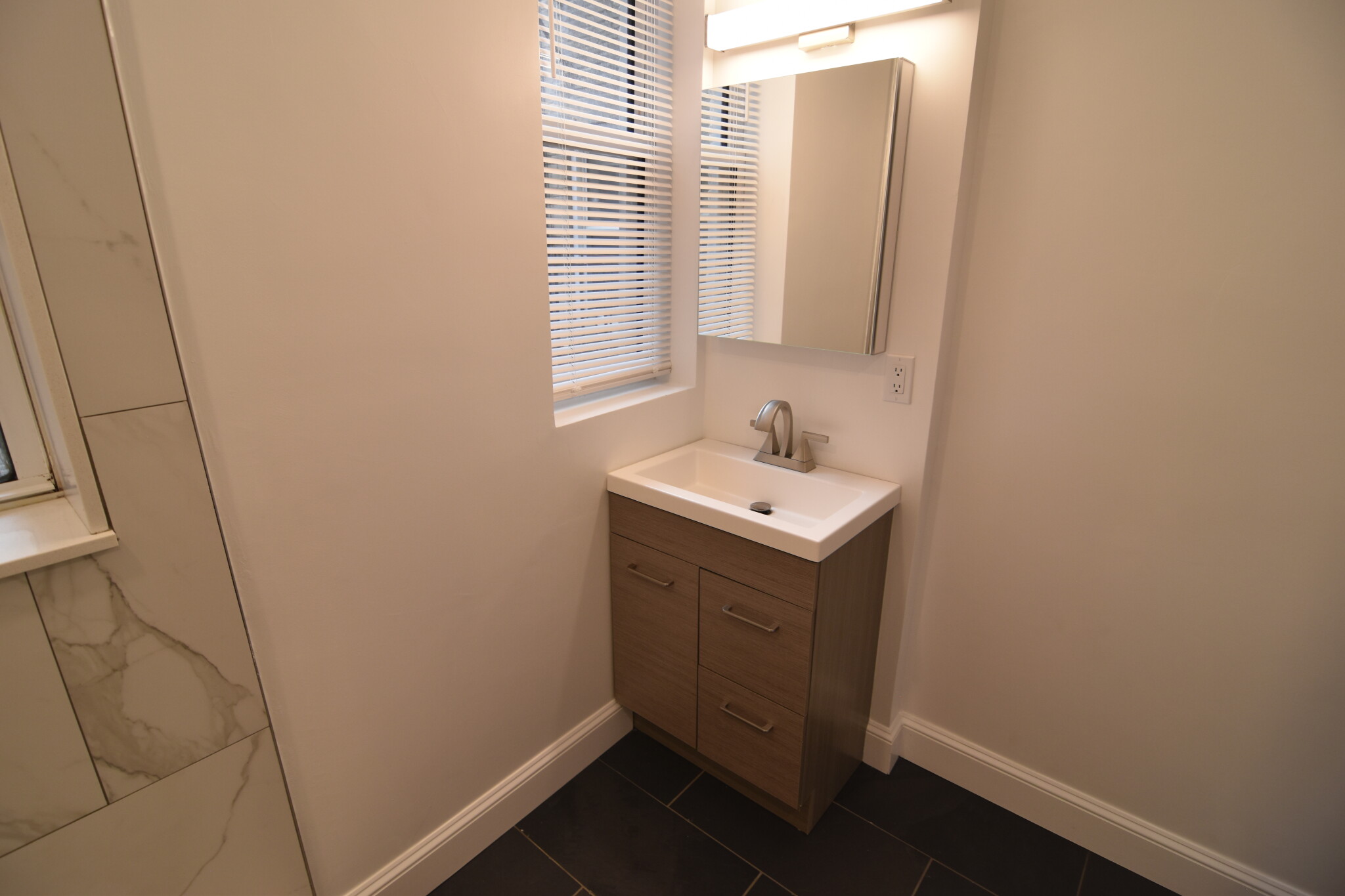 55 Queensberry St, Fenway