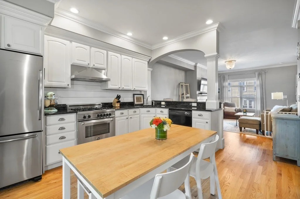 10 S Sydney, Dorchester