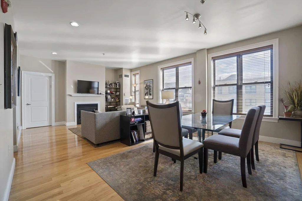 1723 Washington St, South End