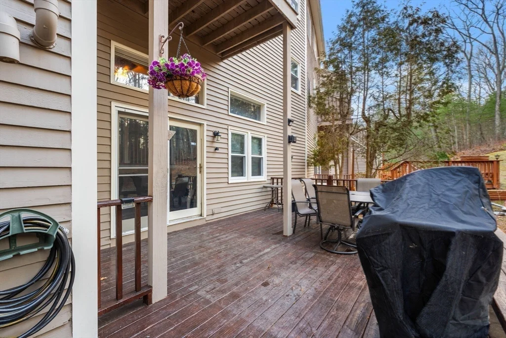 168 Upton Rd, Grafton