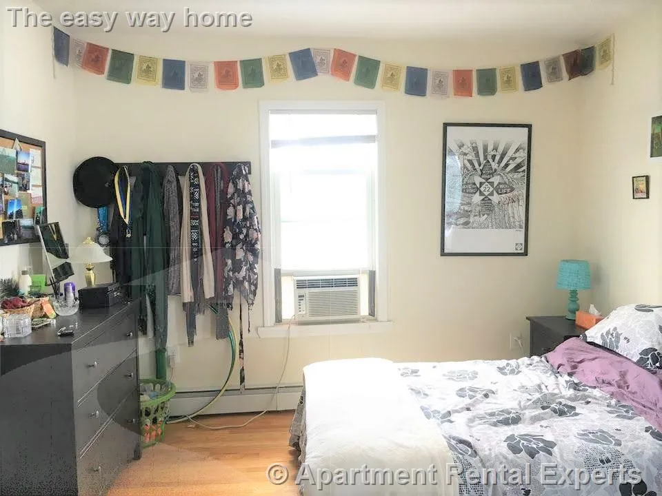 389.5 Columbia St, Inman Square