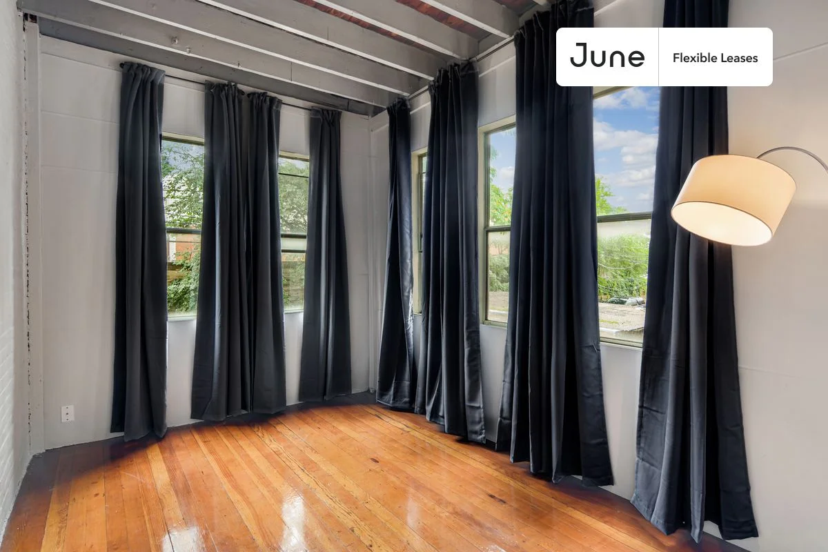 1905 Beacon St, Brookline