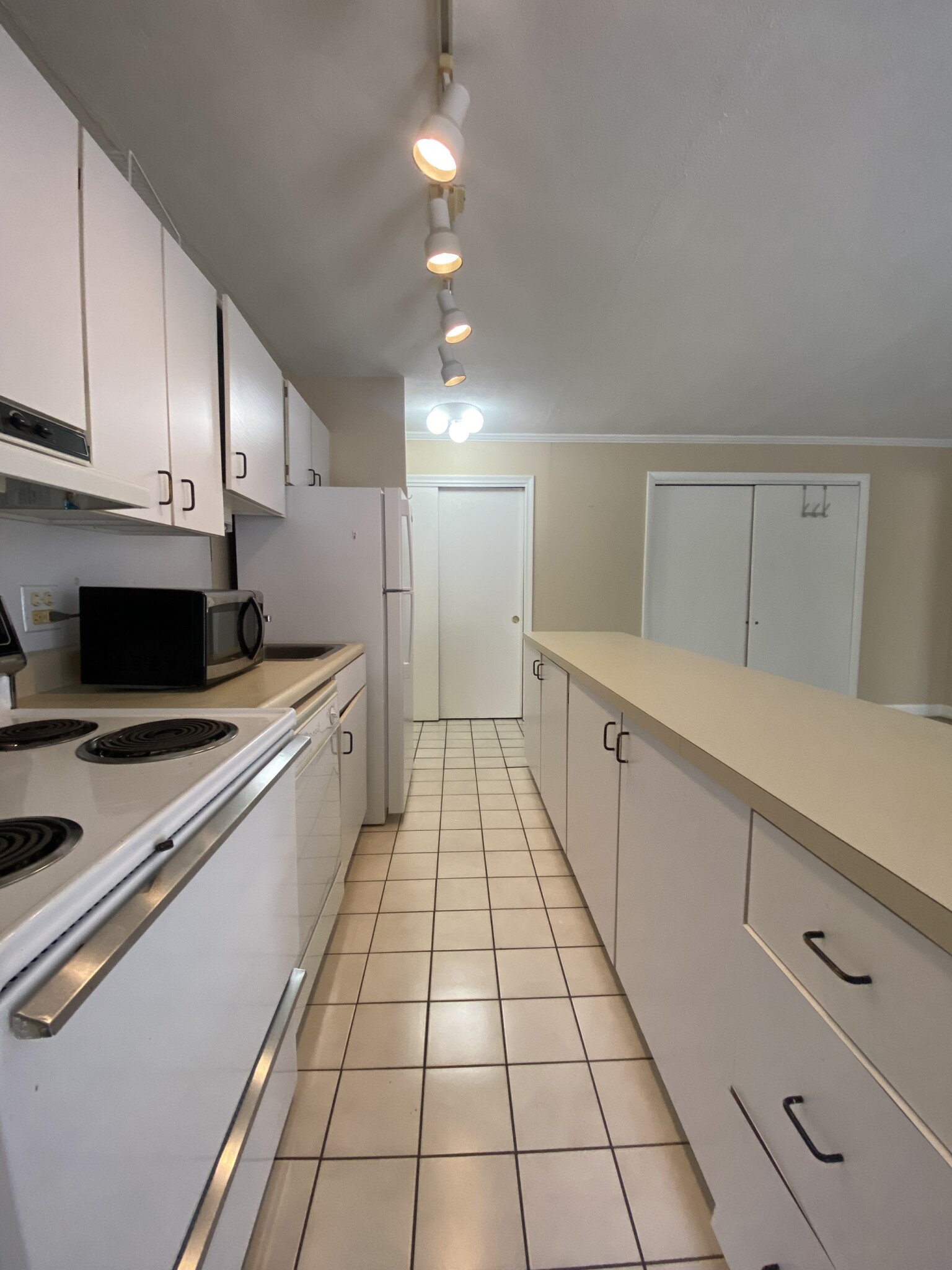 123 Sewall Ave, Coolidge Corner