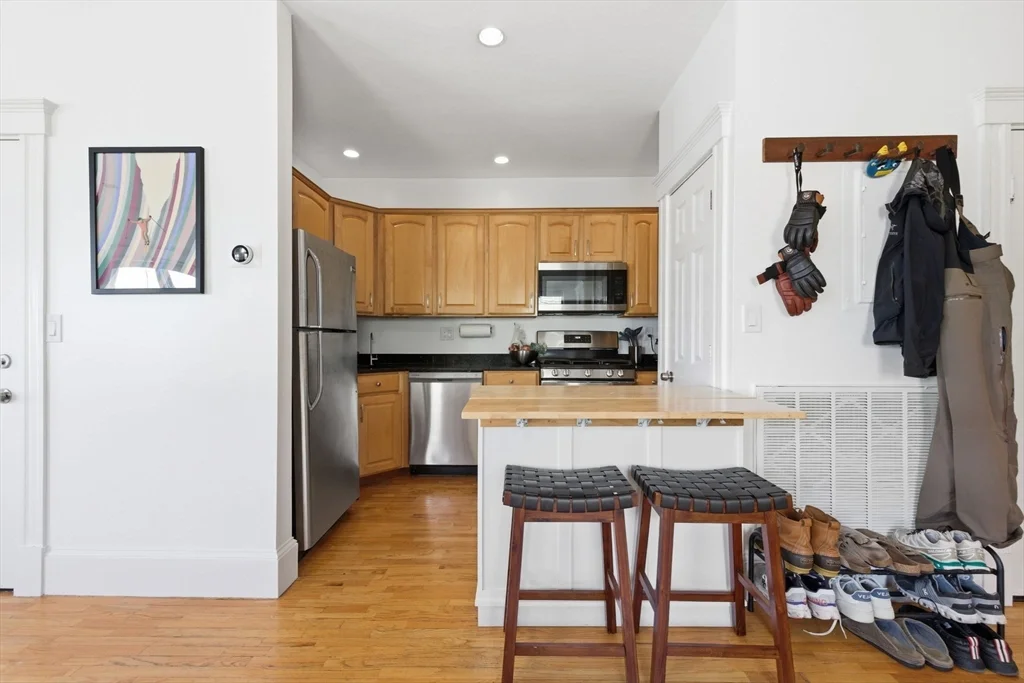 88 G St, South Boston