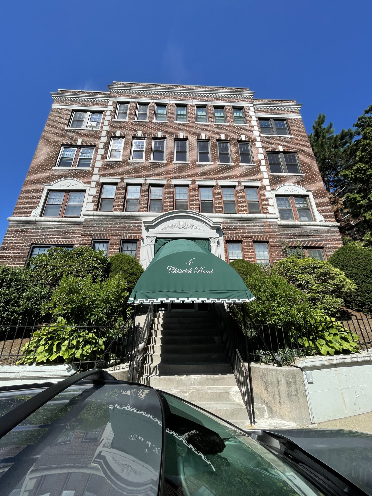 4 Chiswick Rd, Brighton