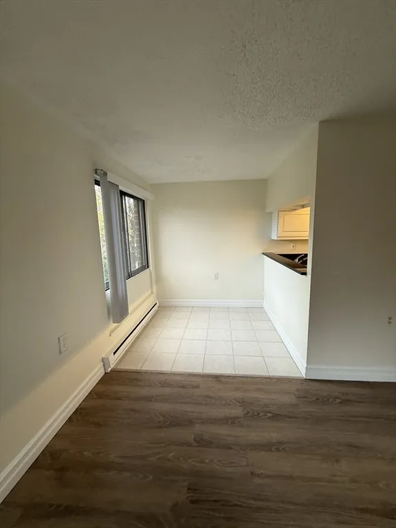 112 Centre St, North Brookline