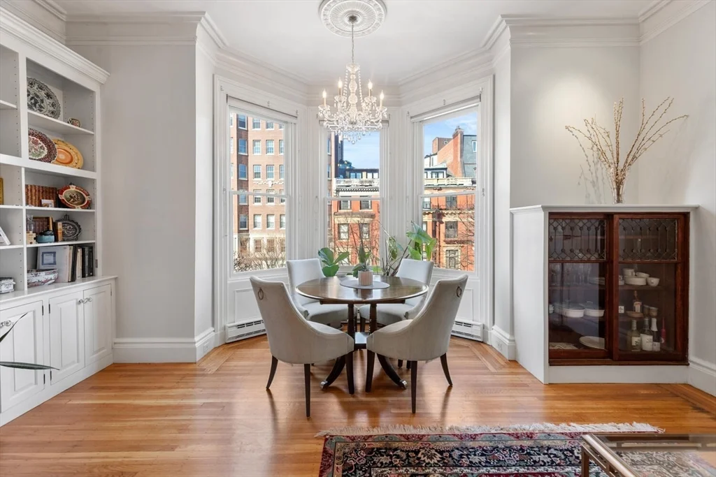 263 Beacon St, Back Bay