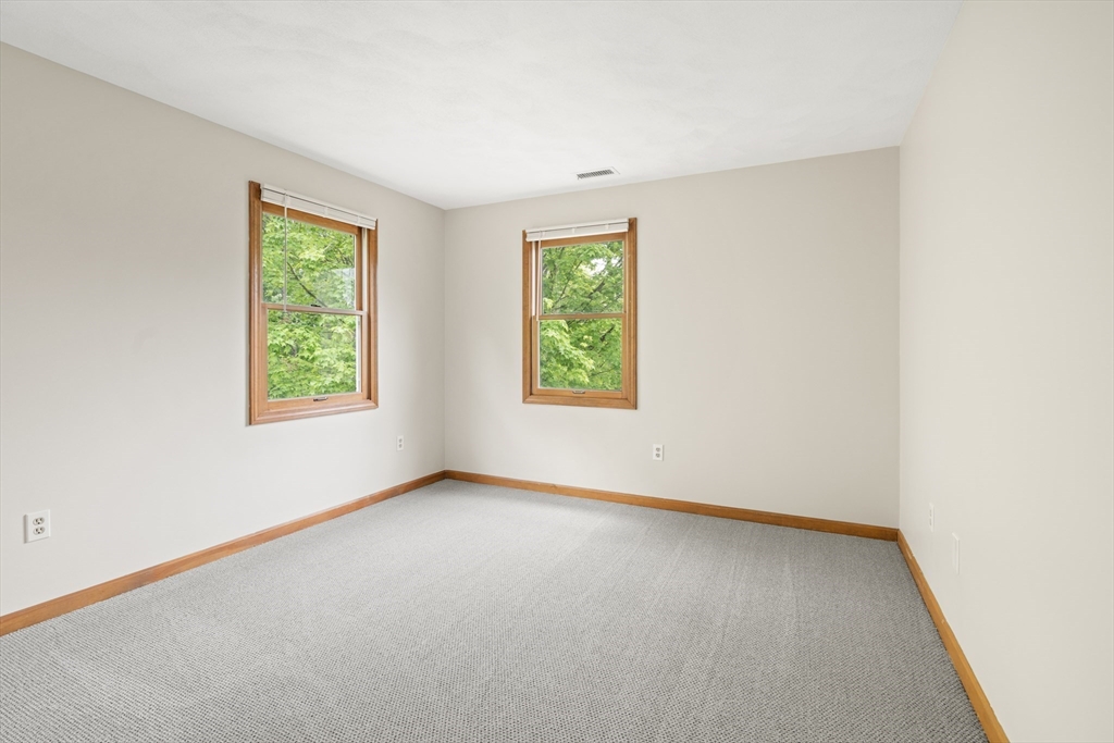 8 Candice Ct, Woburn