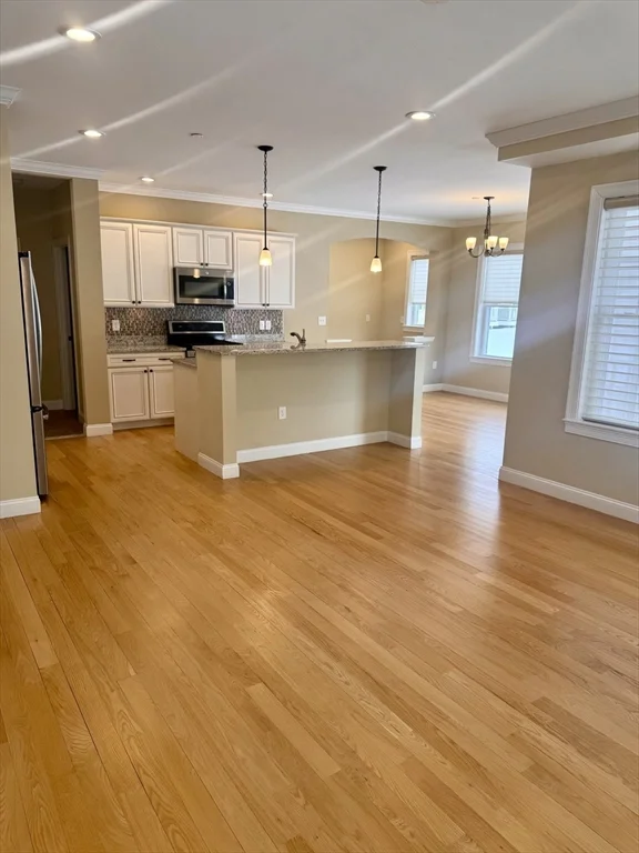 100 Baldwin Ave, Woburn