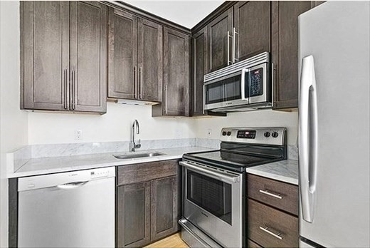 320 West 2nd St, South Boston