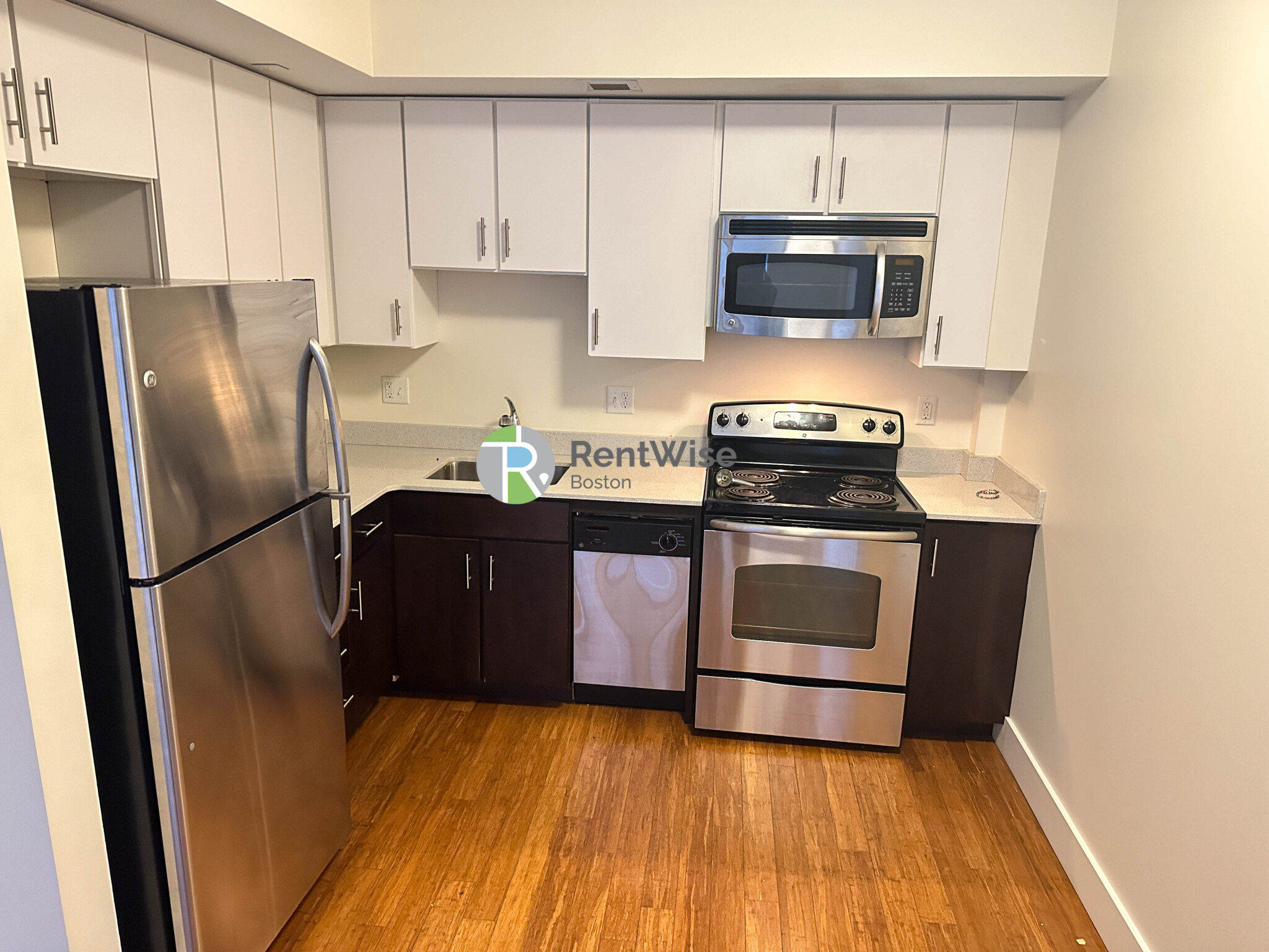 8 Winter St, Downtown