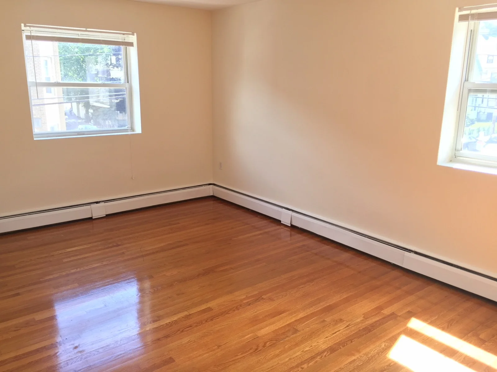 34 Gardner St, Allston