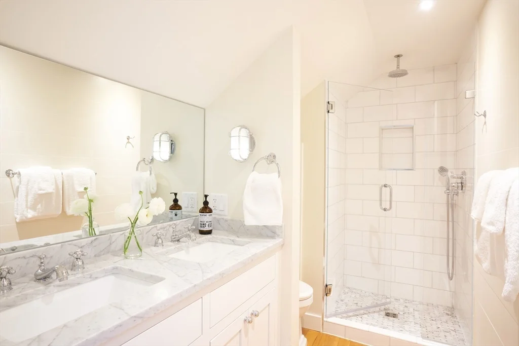 33 Milk St, Nantucket