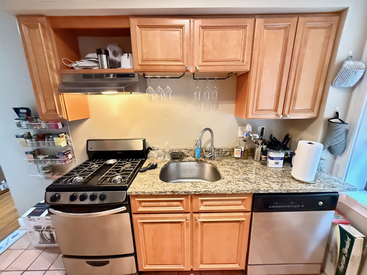 2003 Commonwealth Ave, Brighton