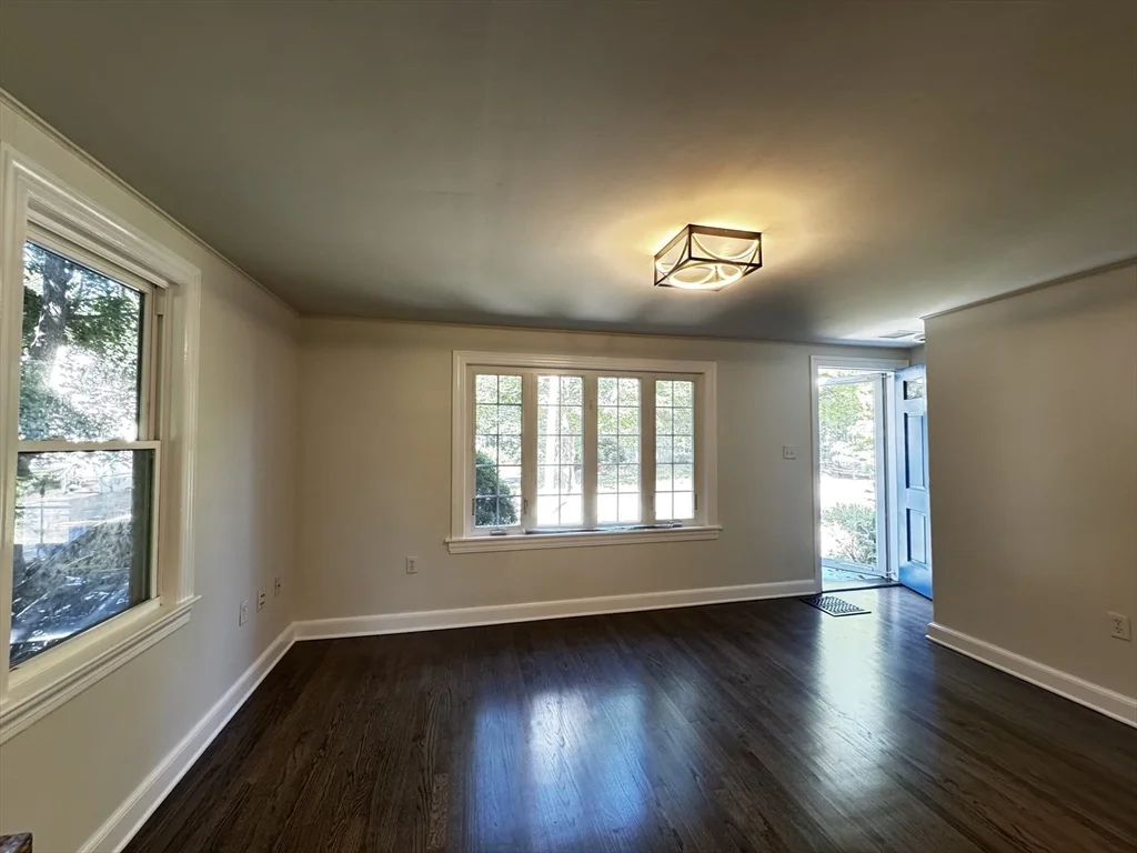 25 Warren Ave, Randolph