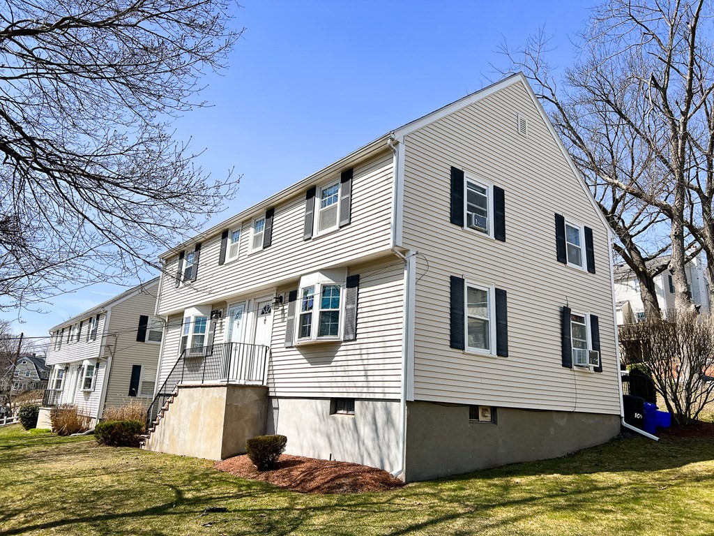 104 Forest, Arlington