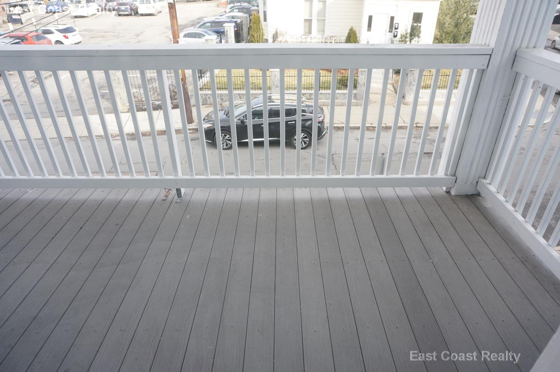 25 Linden St, Allston