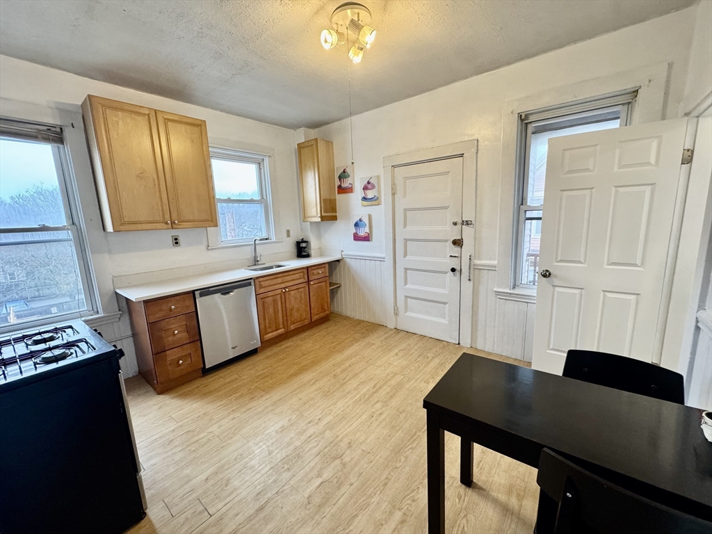 58 Aspinwall Ave, Coolidge Corner