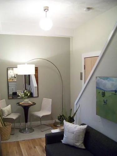 435 Hanover St, North End