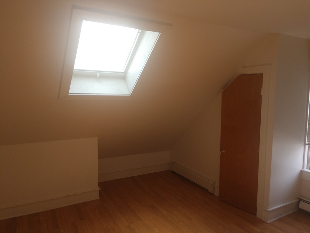 44 Winthrop St, Taunton