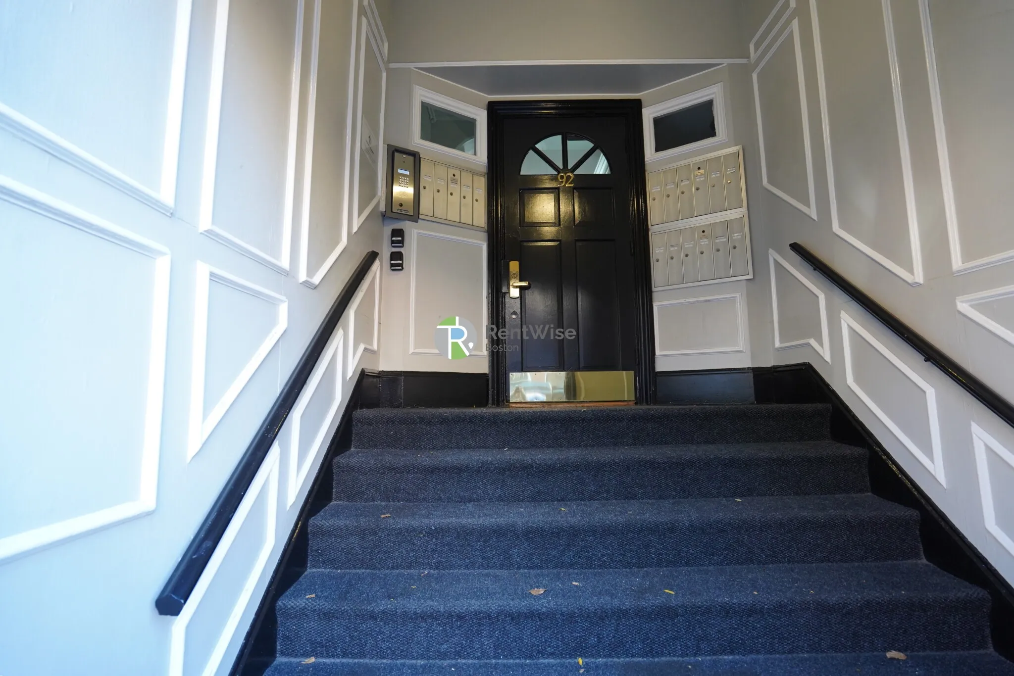 92 Charles St, Beacon Hill