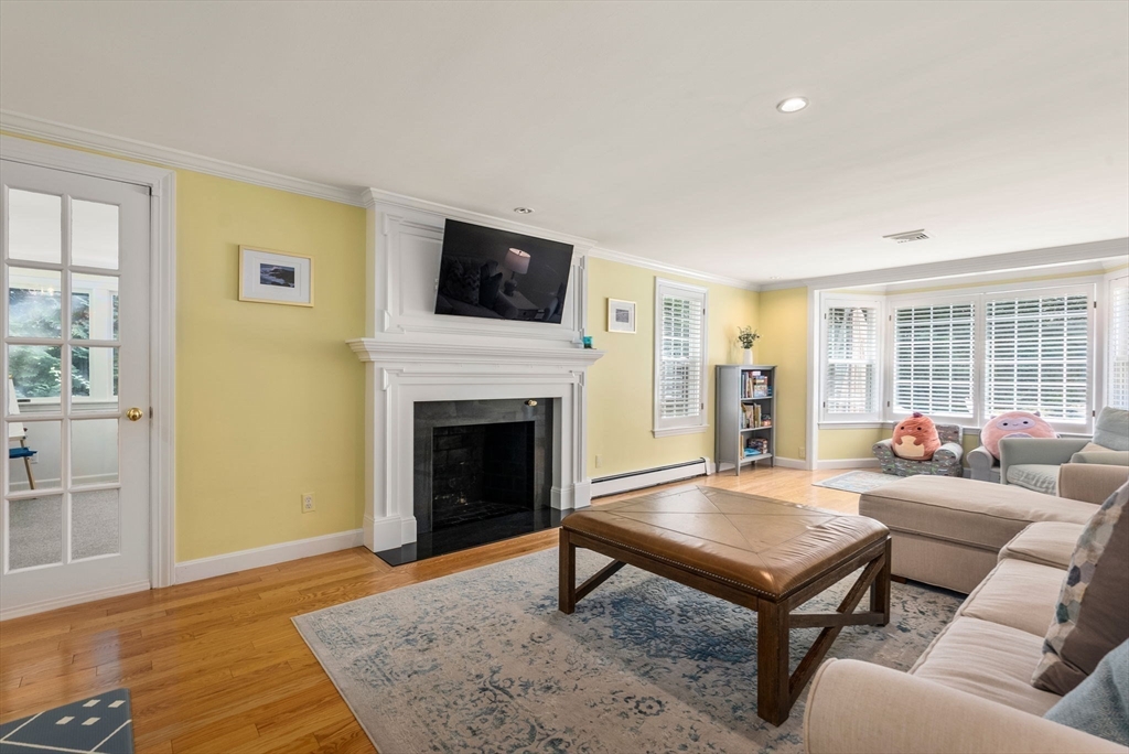 26 Cedar Hill Rd, Dover