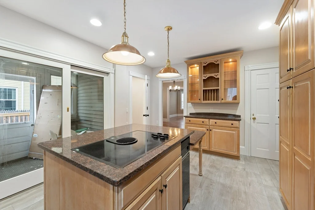 4 Prospect St, Attleboro
