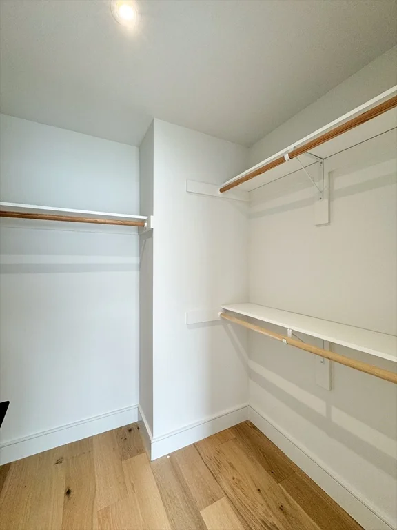 1 Nevins Hill Way, Brighton