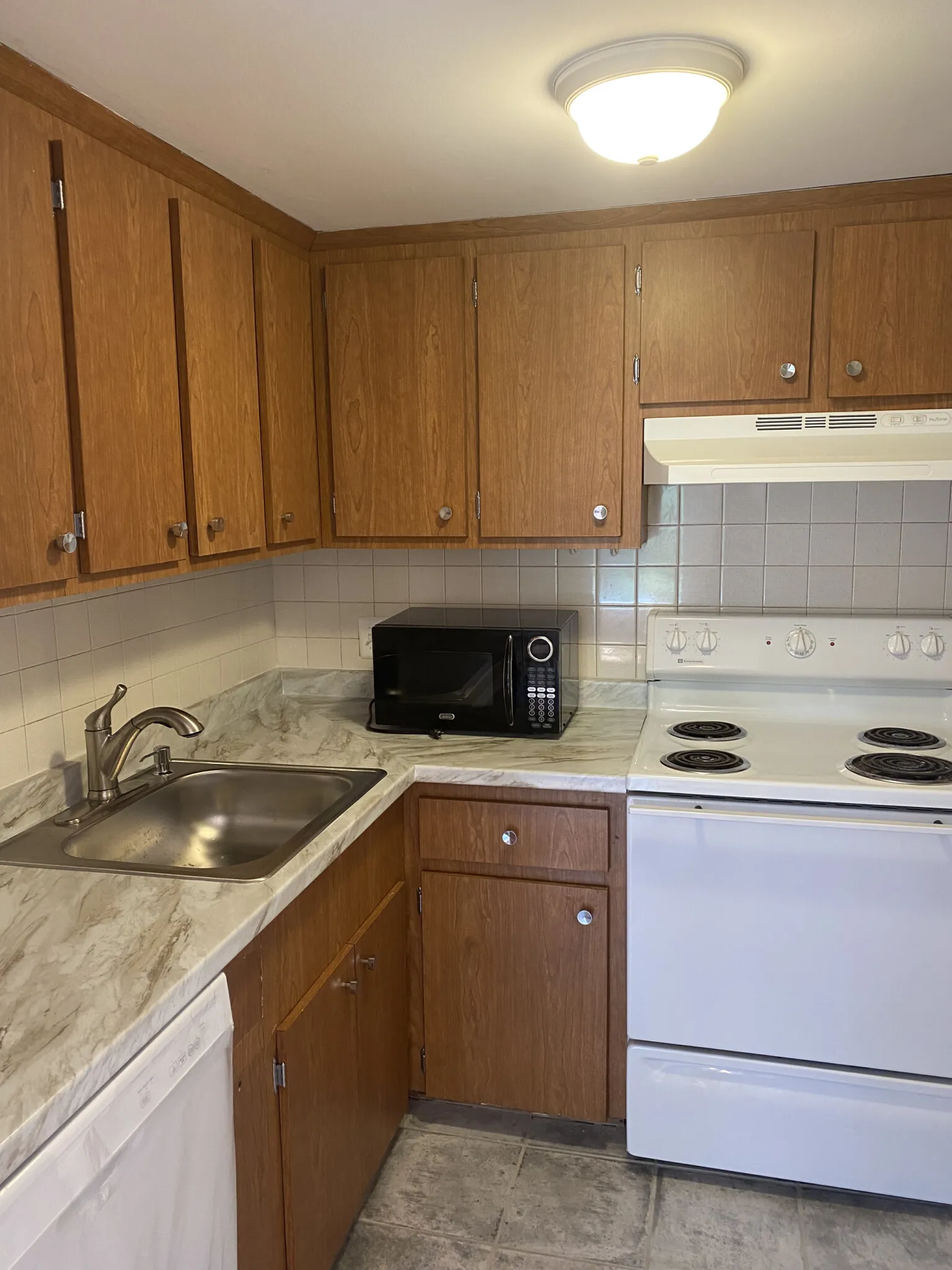 524 Putnam Ave, Cambridgeport