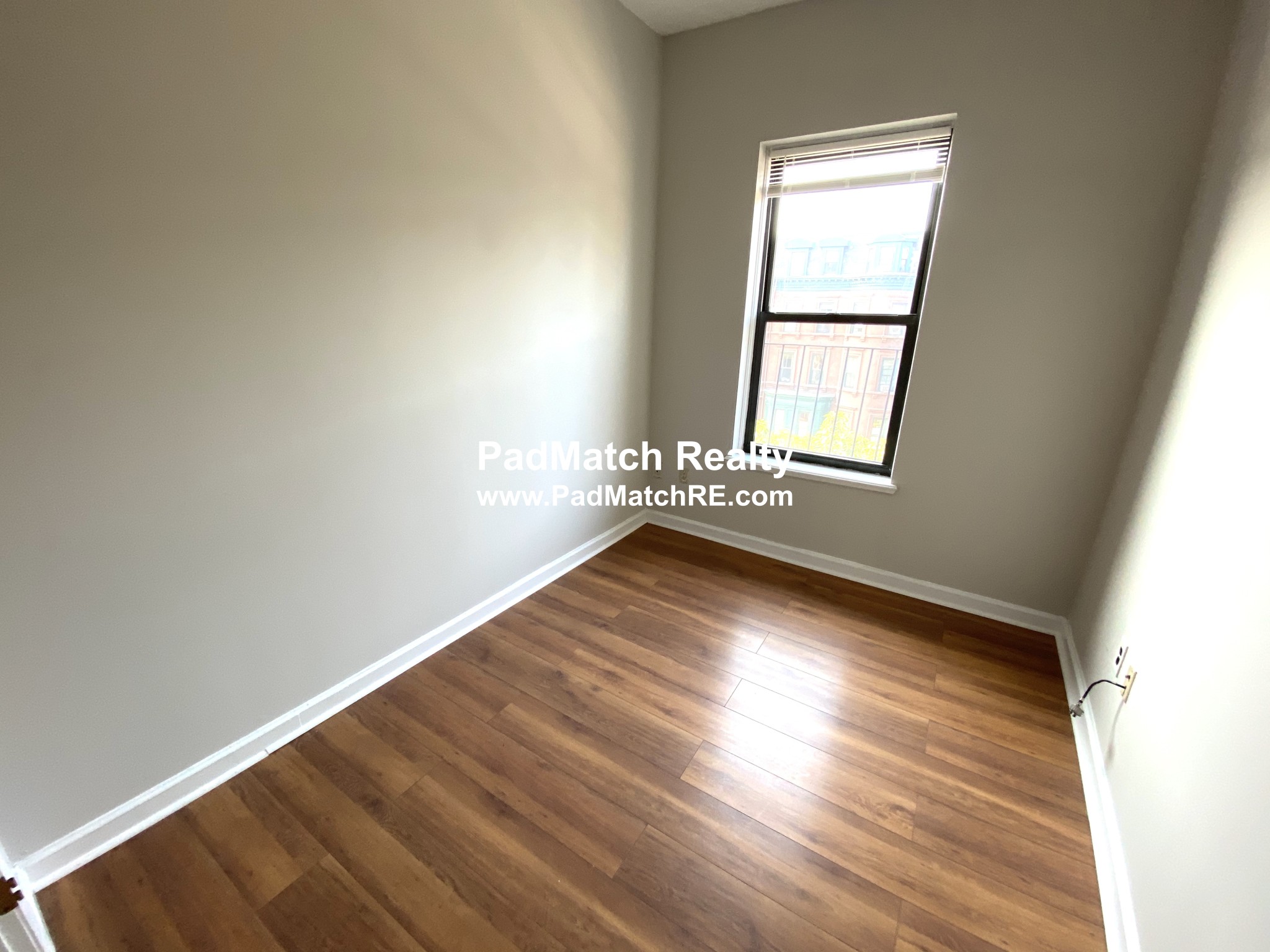 3 bed, 1 bath apartment for rent at 530 Columbus Unit 6, South End — photo 7 of 13