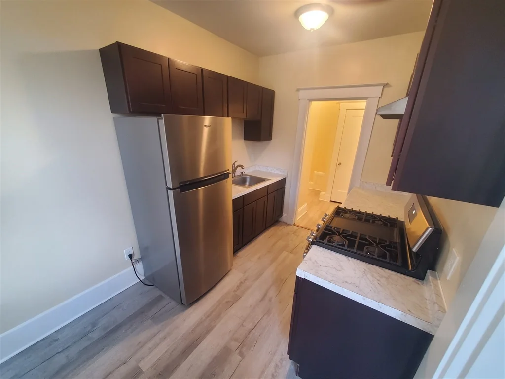 415 County St, New Bedford