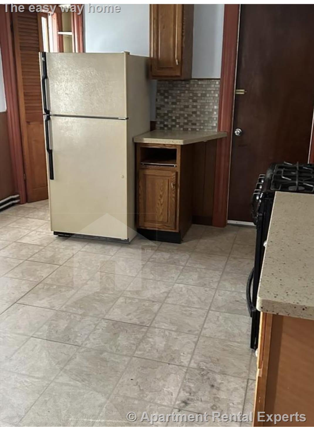 18 Holyoke Rd, Porter Square